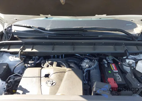 2022 Toyota Highlander Le из США, поврежденный, VIN 5TDBZRBH5NS576399